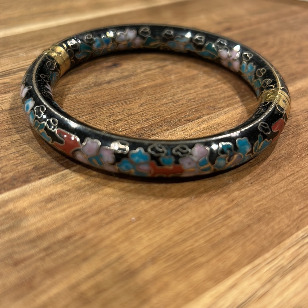 Black Turquoise Cloisonne Floral Bangel Bracelet - Picture 2 of 3
